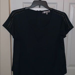 Women’s polyester shirt